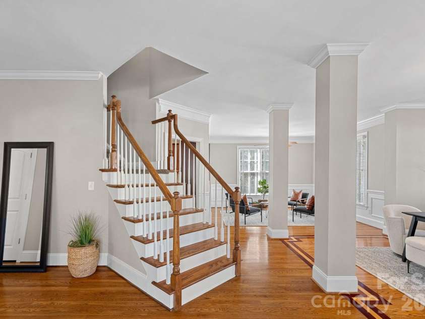 123 Hedgewood Drive, Mooresville, NC 28115.  MLS# CAR4361245, YatesRealty ID 10735. 