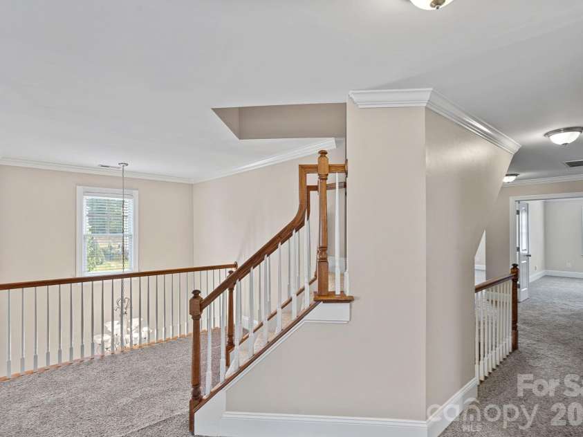 123 Hedgewood Drive, Mooresville, NC 28115.  MLS# CAR4361245, YatesRealty ID 10735. 