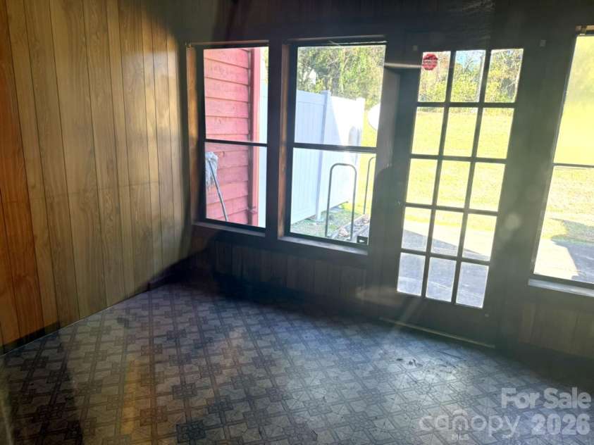 14 Stonelake Drive, Granite Falls, NC 28630.  MLS# CAR4342258, YatesRealty ID 10736. 