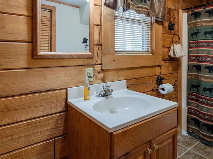 301 Bailey Avenue, Bryson City, NC 28713.  MLS# CAR4254420, YatesRealty ID 10736. 