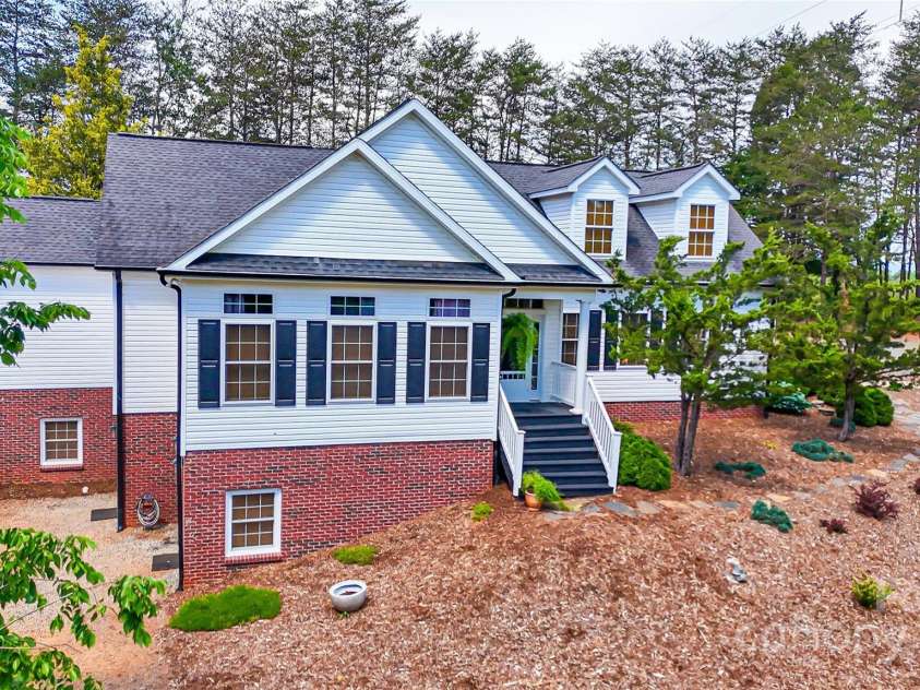 5562 Jenkins Road, Morganton, NC 28655.  MLS# CAR4252059, YatesRealty ID 10737. 