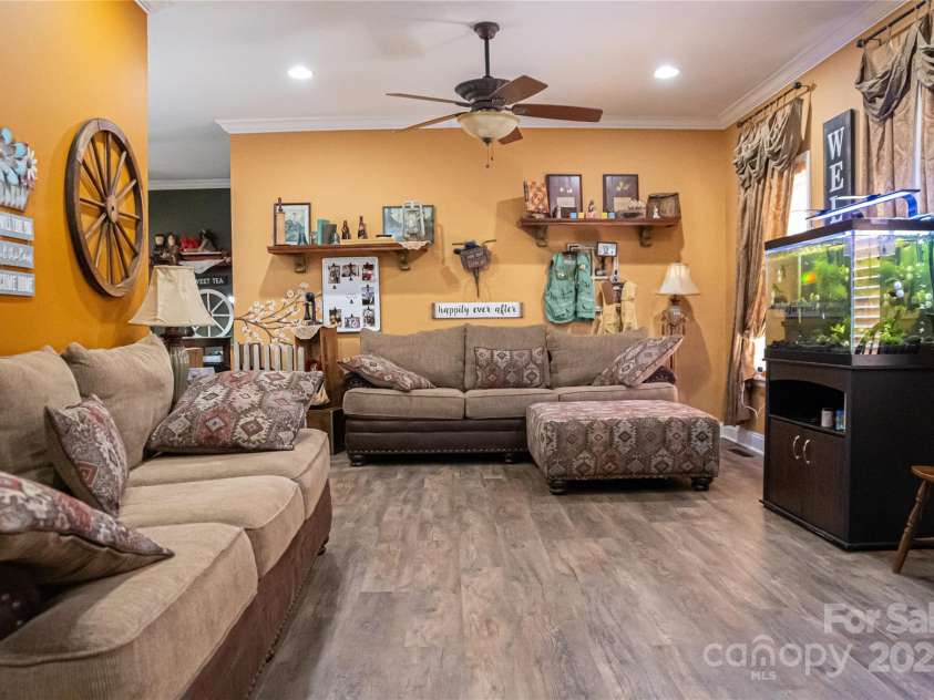 5562 Jenkins Road, Morganton, NC 28655.  MLS# CAR4252059, YatesRealty ID 10737. 