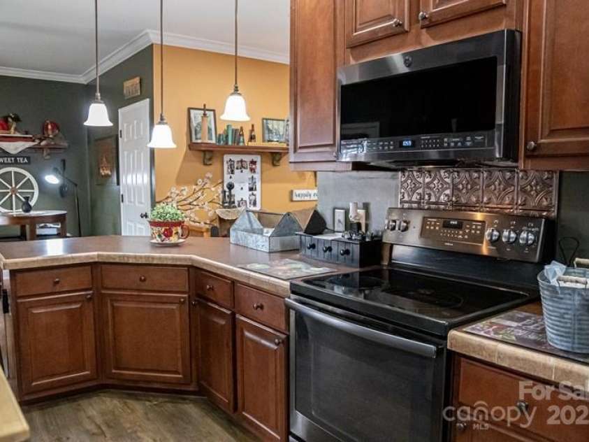 5562 Jenkins Road, Morganton, NC 28655.  MLS# CAR4252059, YatesRealty ID 10737. 
