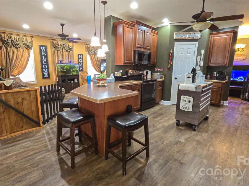 5562 Jenkins Road, Morganton, NC 28655.  MLS# CAR4252059, YatesRealty ID 10737. 