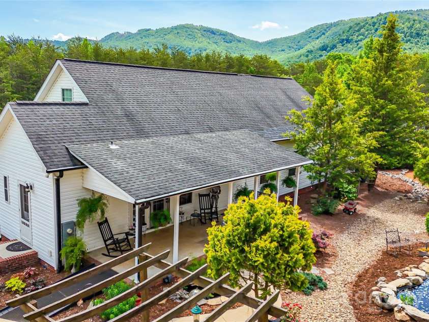 5562 Jenkins Road, Morganton, NC 28655.  MLS# CAR4252059, YatesRealty ID 10737. 