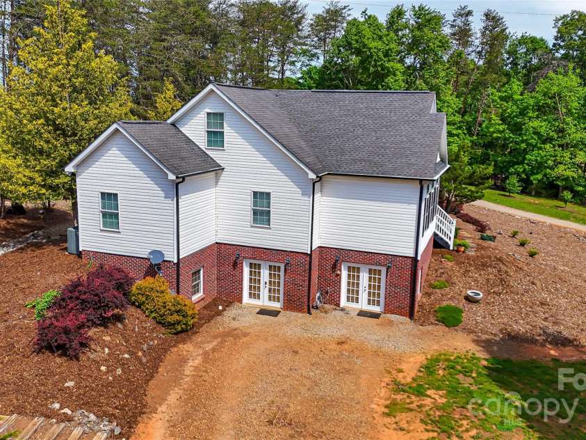 5562 Jenkins Road, Morganton, NC 28655.  MLS# CAR4252059, YatesRealty ID 10737. 