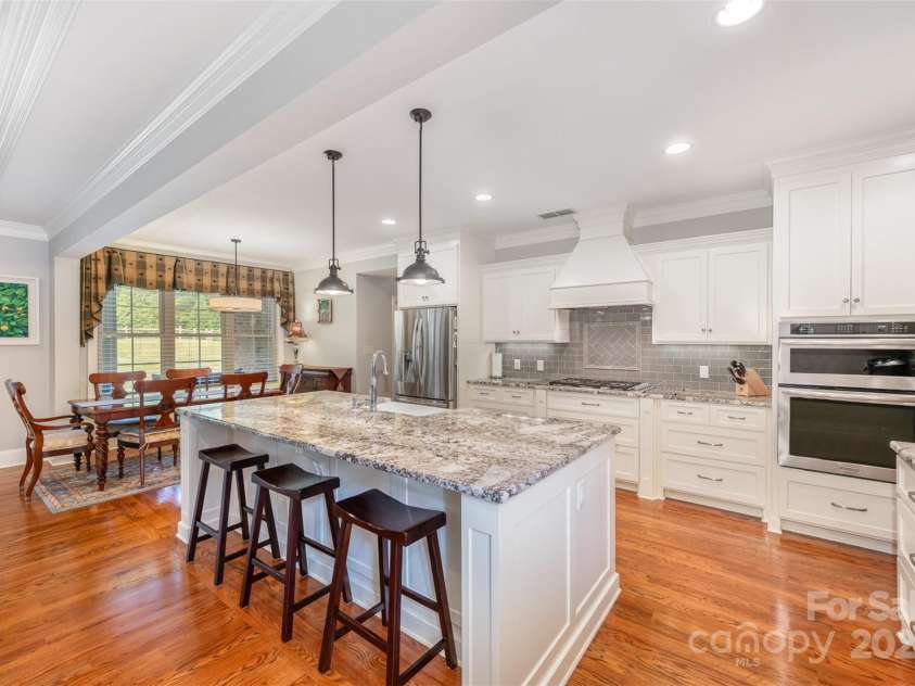 1010 Nutall Oak Lane, Belmont, NC 28012.  MLS# CAR4255275, YatesRealty ID 10738. 