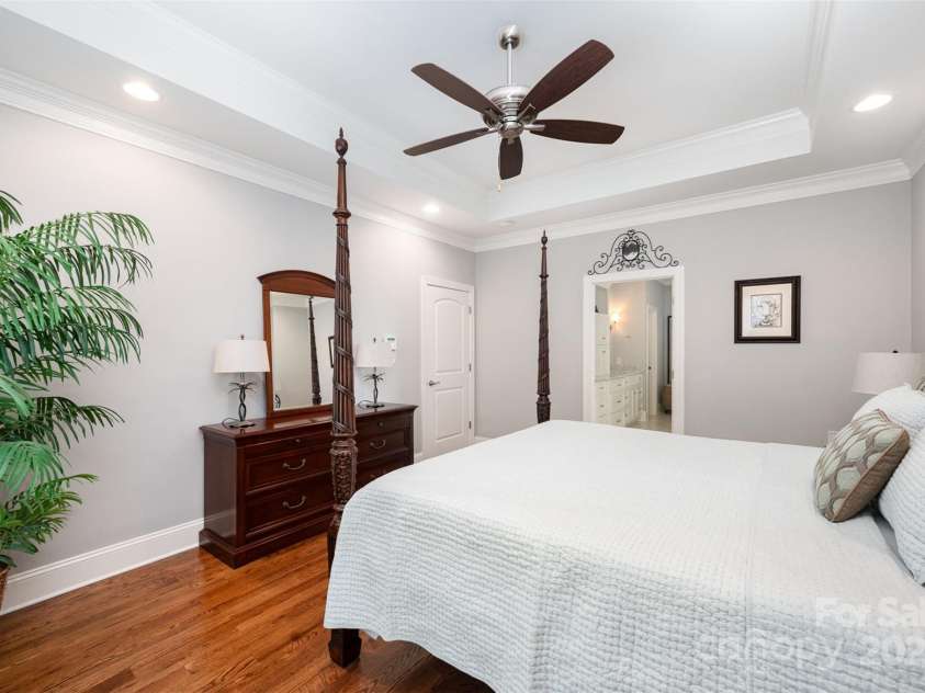 1010 Nutall Oak Lane, Belmont, NC 28012.  MLS# CAR4255275, YatesRealty ID 10738. 