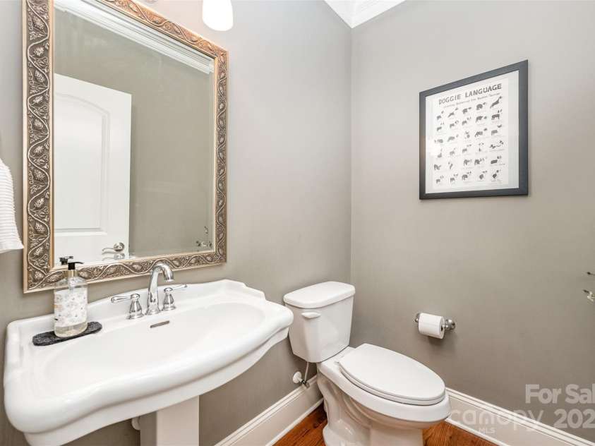 1010 Nutall Oak Lane, Belmont, NC 28012.  MLS# CAR4255275, YatesRealty ID 10738. 