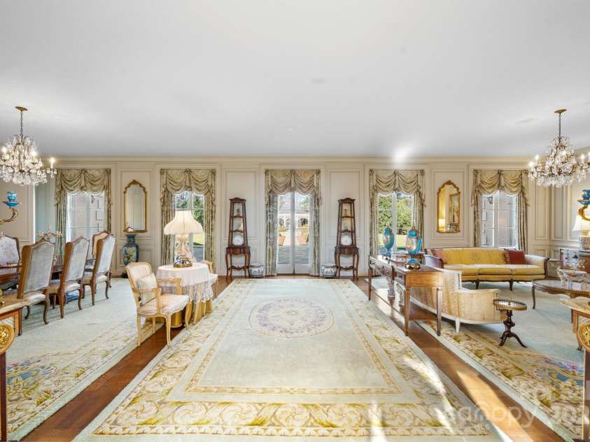 135 Claron Place, Lenoir, NC 28645.  MLS# CAR4213212, YatesRealty ID 1074. Large Entertaining Space