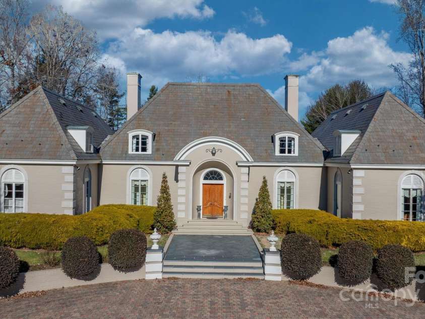 135 Claron Place, Lenoir, NC 28645.  MLS# CAR4213212, YatesRealty ID 1074. Welcome Home to Your Private Estate!