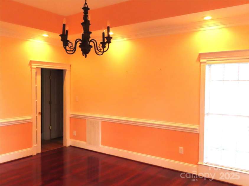 2530 Sharon Road, York, SC 29745.  MLS# CAR4254461, YatesRealty ID 10740. 