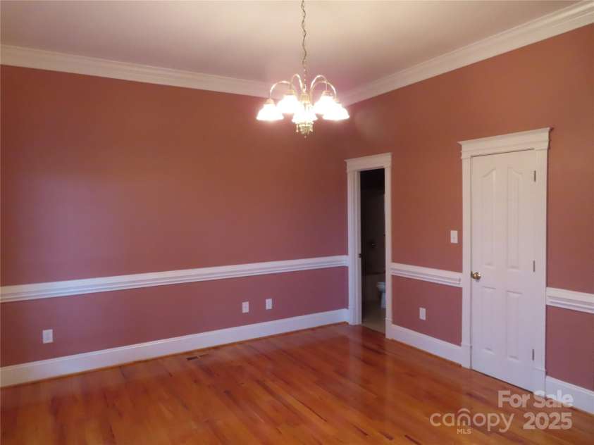 2530 Sharon Road, York, SC 29745.  MLS# CAR4254461, YatesRealty ID 10740. 