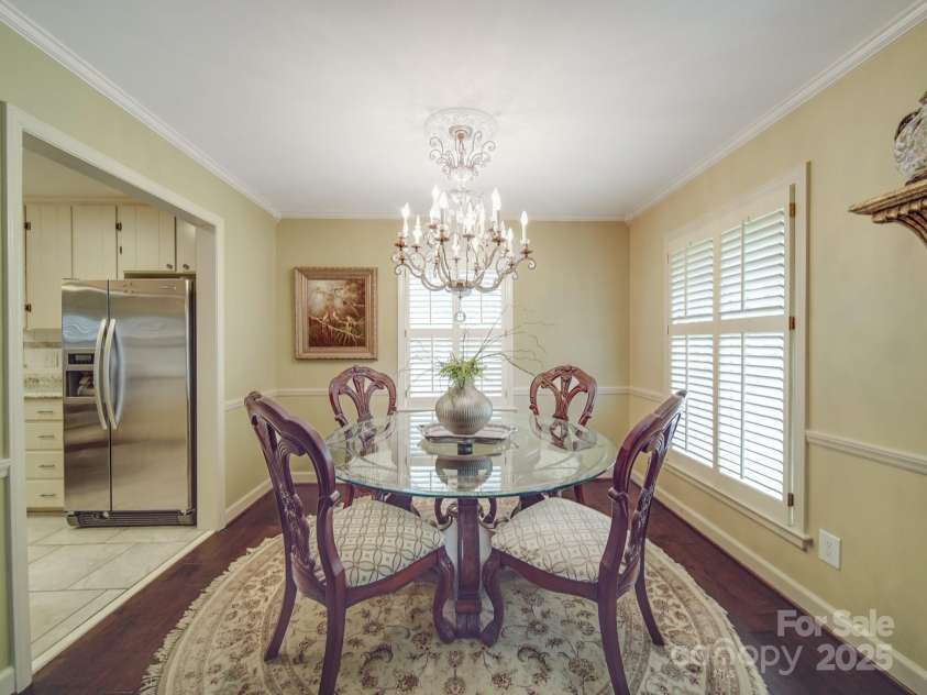 5411 Valley Forge Road, Charlotte, NC 28210.  MLS# CAR4255474, YatesRealty ID 10741. 