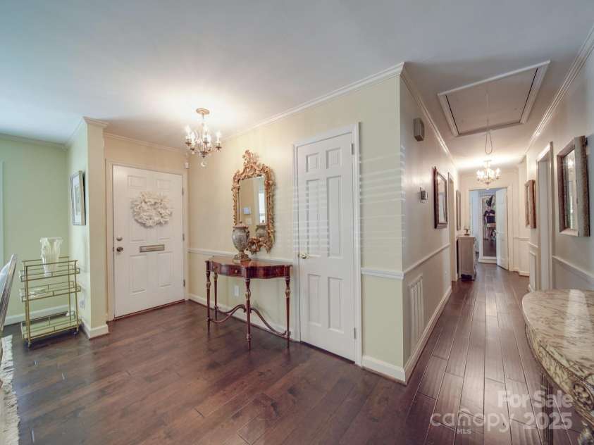 5411 Valley Forge Road, Charlotte, NC 28210.  MLS# CAR4255474, YatesRealty ID 10741. 