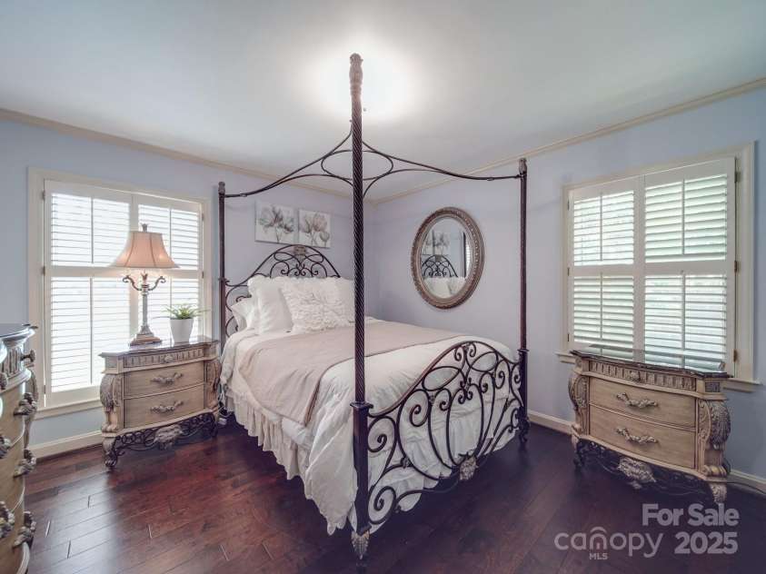 5411 Valley Forge Road, Charlotte, NC 28210.  MLS# CAR4255474, YatesRealty ID 10741. 