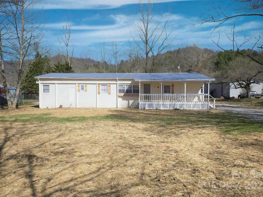 75 Allman Street, Marble, NC 28905.  MLS# CAR4255562, YatesRealty ID 10745. 