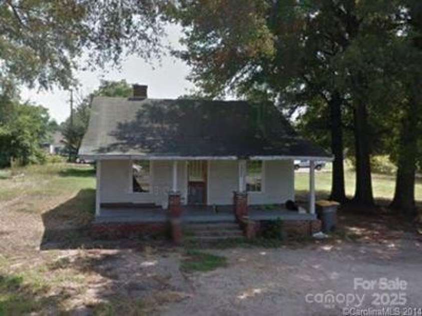 1105 Horton Avenue, Kannapolis, NC 28083.  MLS# CAR4255580, YatesRealty ID 10746. 
