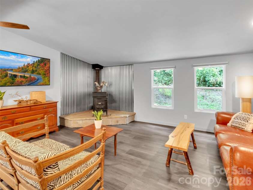 70 Icicle Ridge Road, Sylva, NC 28779.  MLS# CAR4344064, YatesRealty ID 10746. 