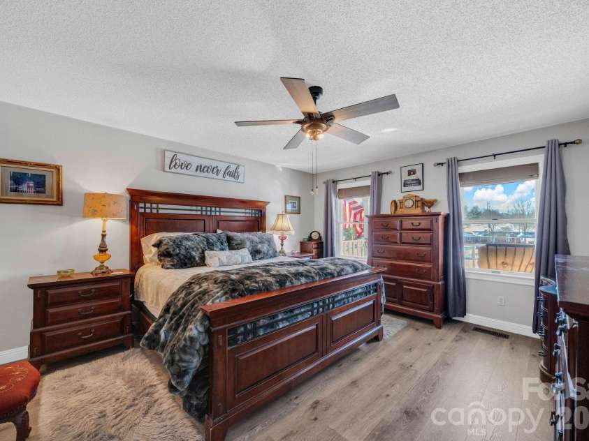 2581 Double Island Road, Burnsville, NC 28740.  MLS# CAR4320527, YatesRealty ID 10747. Master Bedroom