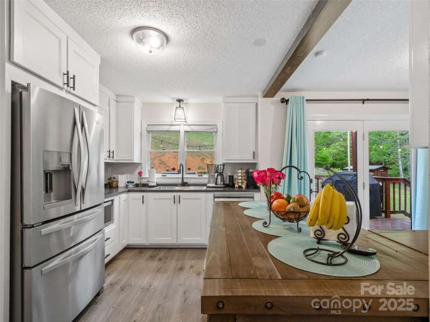 2581 Double Island Road, Green Mountain, NC 28740.  MLS# CAR4255592, YatesRealty ID 10747. 