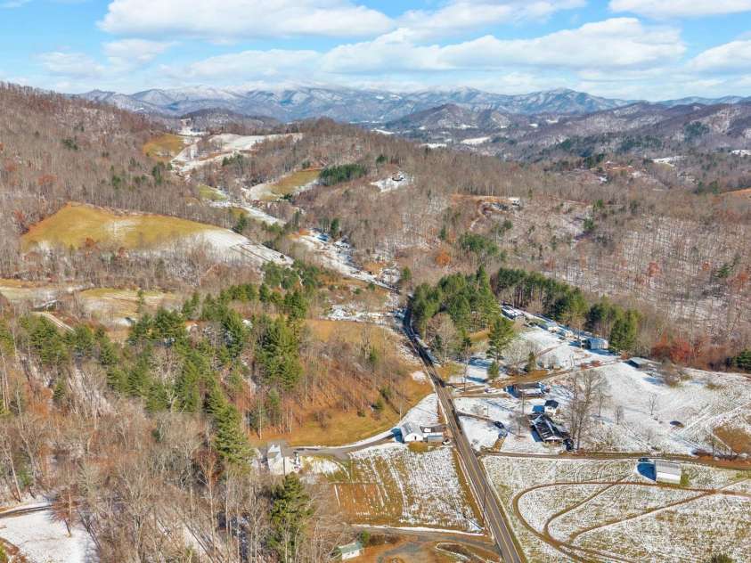 2581 Double Island Road, Green Mountain, NC 28740.  MLS# CAR4320527, YatesRealty ID 10747. 