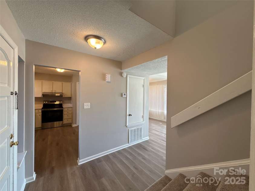 11537 Turn Stone Court, Charlotte, NC 28226.  MLS# CAR4316086, YatesRealty ID 1075. 