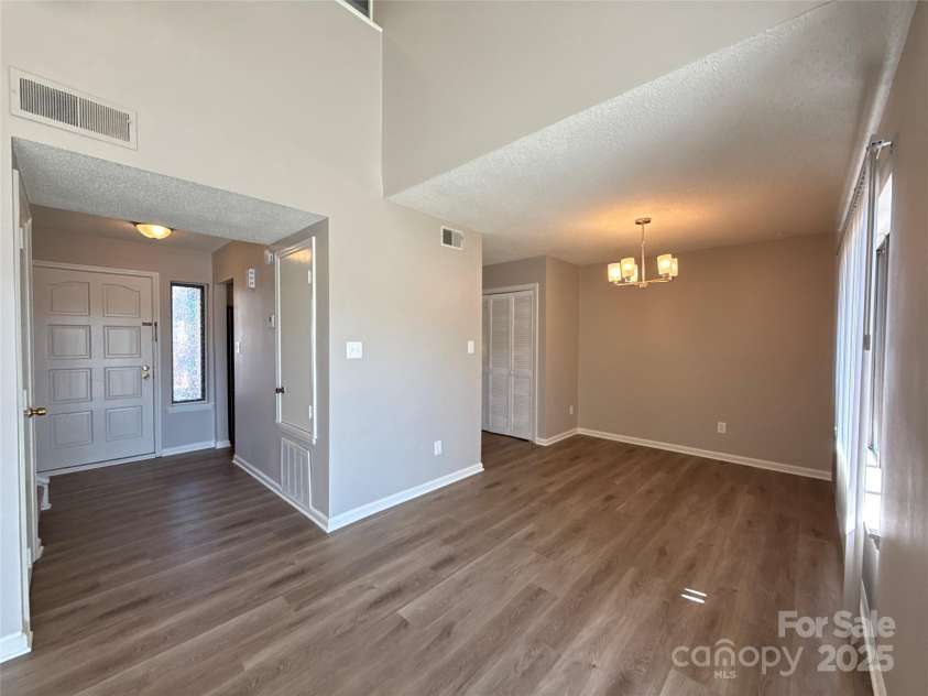 11537 Turn Stone Court, Charlotte, NC 28226.  MLS# CAR4316086, YatesRealty ID 1075. 