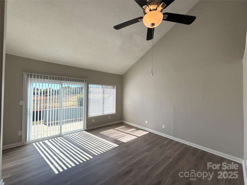 11537 Turn Stone Court, Charlotte, NC 28226.  MLS# CAR4316086, YatesRealty ID 1075. 