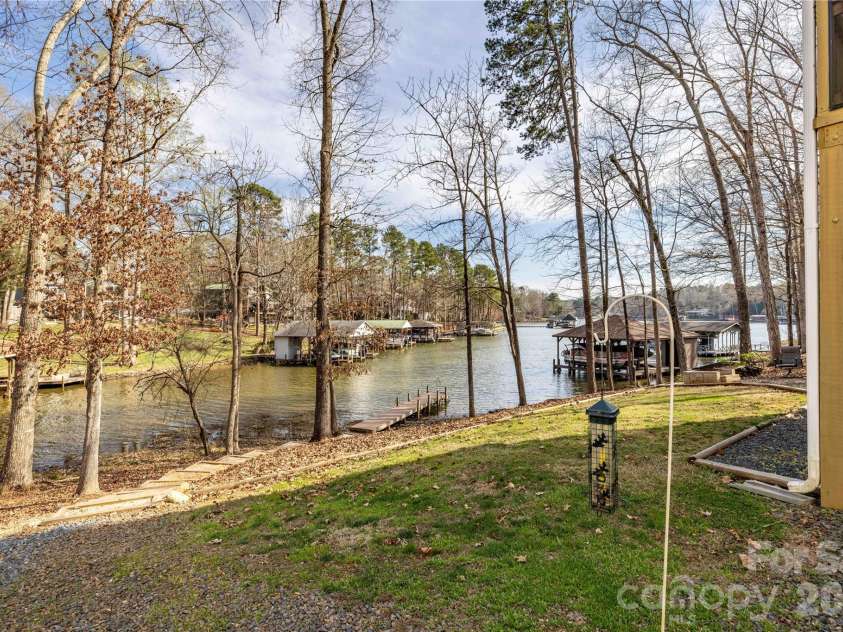 194 Hattaway Circle, Mount Gilead, NC 27306.  MLS# CAR4356878, YatesRealty ID 10751. 