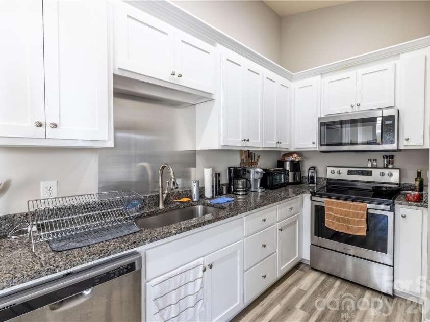 194 Hattaway Circle, Mount Gilead, NC 27306.  MLS# CAR4356878, YatesRealty ID 10751. 