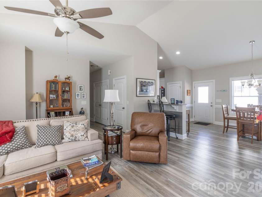 194 Hattaway Circle, Mount Gilead, NC 27306.  MLS# CAR4356878, YatesRealty ID 10751. 