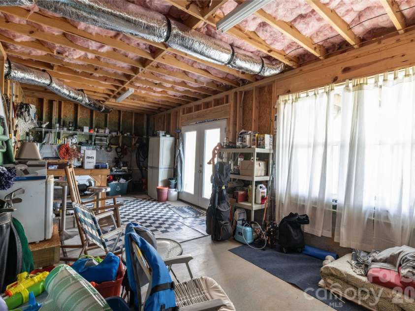 194 Hattaway Circle, Mount Gilead, NC 27306.  MLS# CAR4356878, YatesRealty ID 10751. 