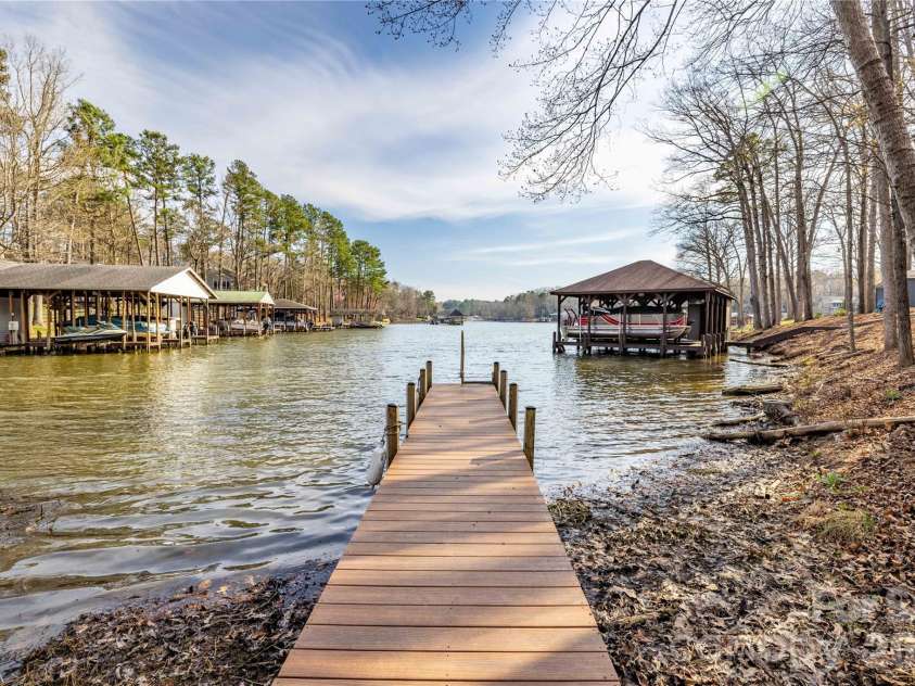 194 Hattaway Circle, Mount Gilead, NC 27306.  MLS# CAR4356878, YatesRealty ID 10751. 