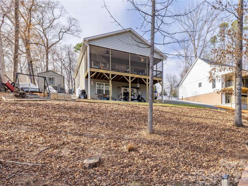 194 Hattaway Circle, Mount Gilead, NC 27306.  MLS# CAR4356878, YatesRealty ID 10751. 