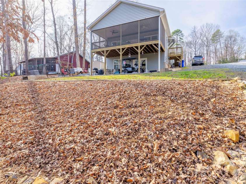 194 Hattaway Circle, Mount Gilead, NC 27306.  MLS# CAR4356878, YatesRealty ID 10751. 