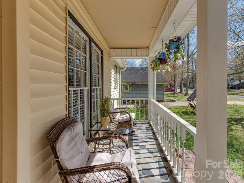8540 Stoneface Road, Charlotte, NC 28214.  MLS# CAR4355516, YatesRealty ID 10752. 