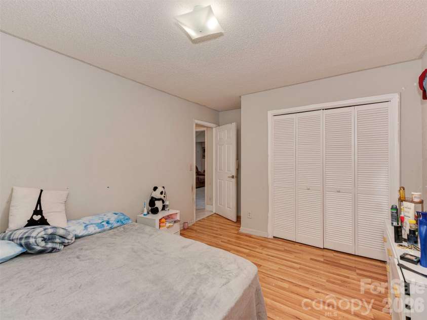 8540 Stoneface Road, Charlotte, NC 28214.  MLS# CAR4355516, YatesRealty ID 10752. 
