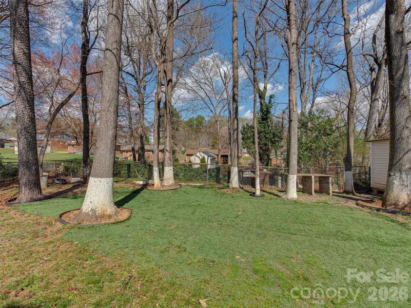 8540 Stoneface Road, Charlotte, NC 28214.  MLS# CAR4355516, YatesRealty ID 10752. 