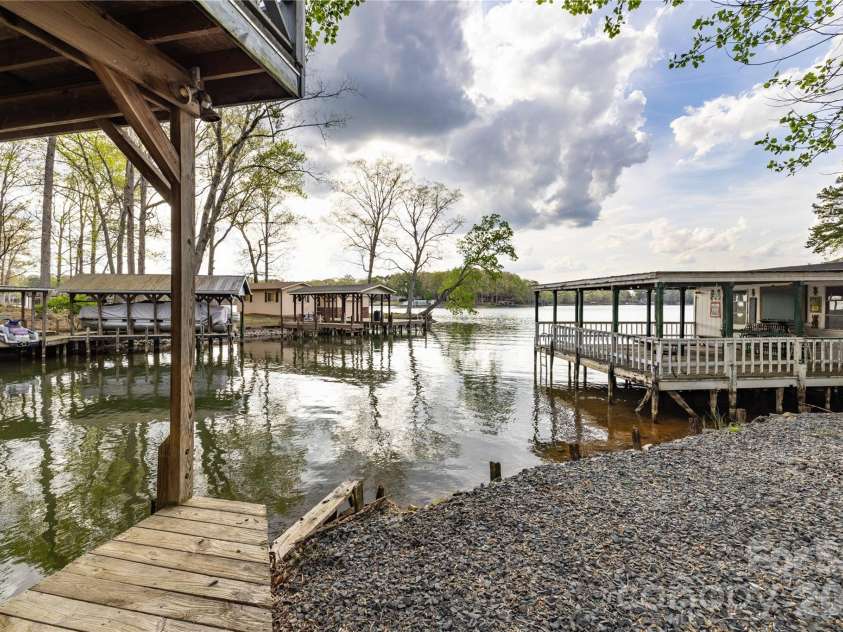 646 Springwood Drive, Mount Gilead, NC 27306.  MLS# CAR4366149, YatesRealty ID 10753. 