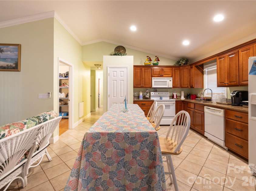 646 Springwood Drive, Mount Gilead, NC 27306.  MLS# CAR4366149, YatesRealty ID 10753. 