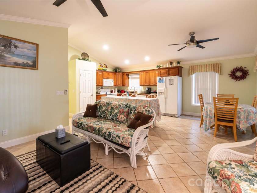 646 Springwood Drive, Mount Gilead, NC 27306.  MLS# CAR4366149, YatesRealty ID 10753. 
