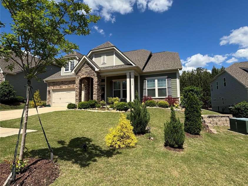 10039 St Kitts Landing Lane, Charlotte, NC 28278.  MLS# CAR4254774, YatesRealty ID 10755. 