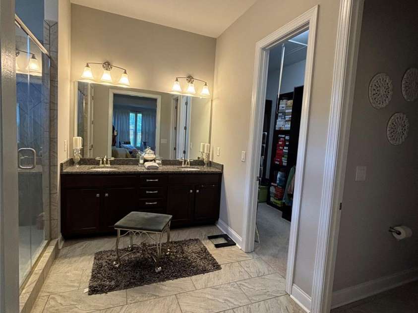 10039 St Kitts Landing Lane, Charlotte, NC 28278.  MLS# CAR4254774, YatesRealty ID 10755. 