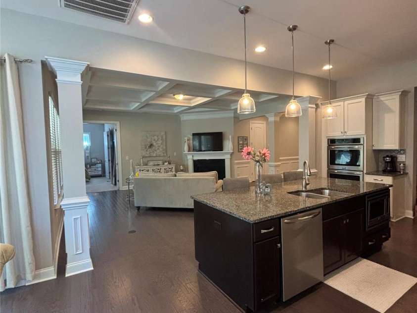 10039 St Kitts Landing Lane, Charlotte, NC 28278.  MLS# CAR4254774, YatesRealty ID 10755. 