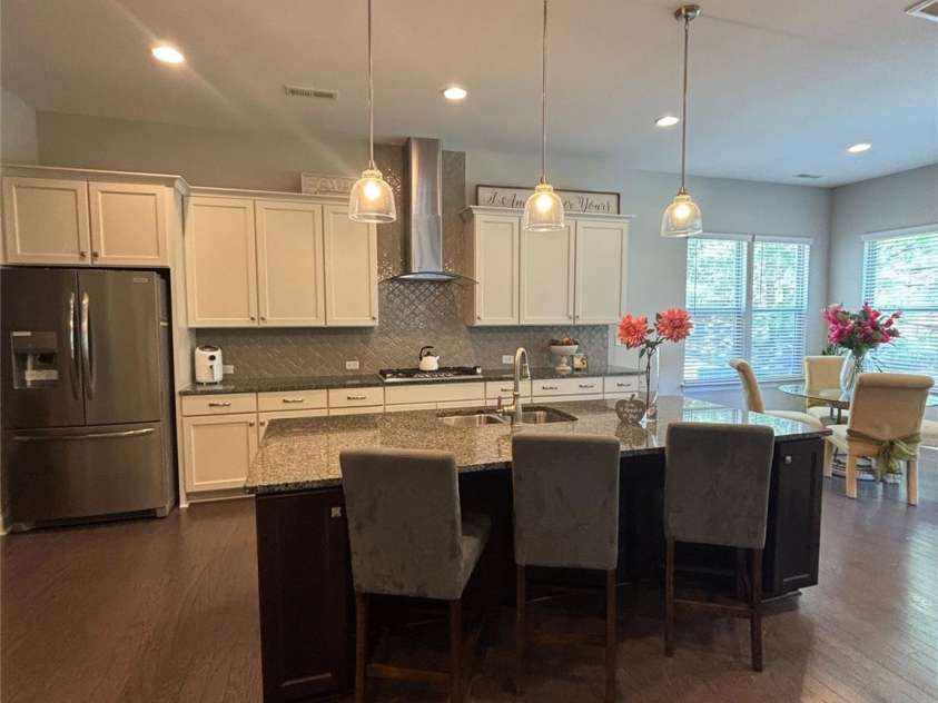 10039 St Kitts Landing Lane, Charlotte, NC 28278.  MLS# CAR4254774, YatesRealty ID 10755. 