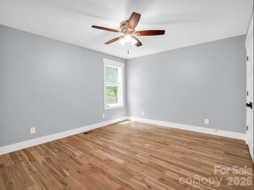 38 Scenic View Drive, Hendersonville, NC 28792.  MLS# CAR4357881, YatesRealty ID 10755. Guest Bathroom #3 Lower Level