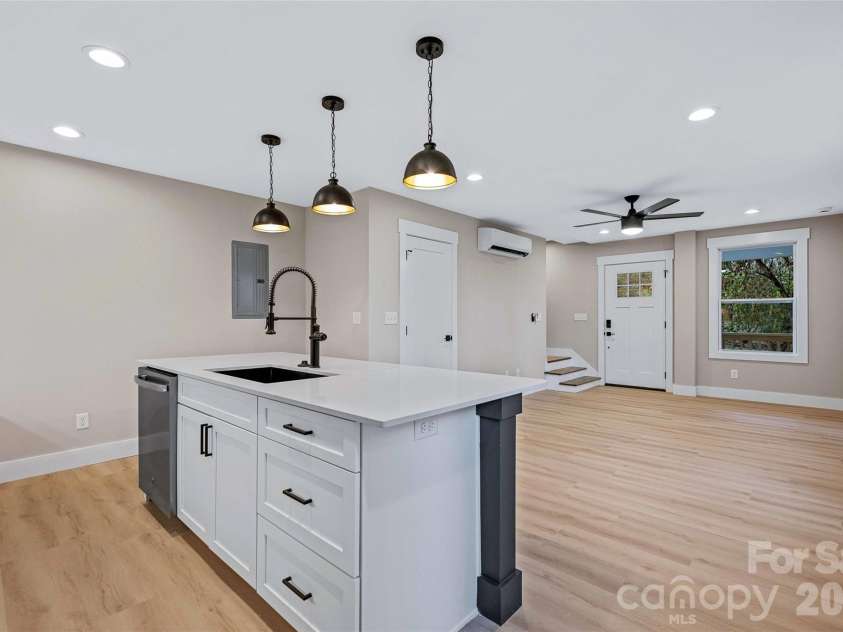 112 Baldwin Road, Arden, NC 28704.  MLS# CAR4333650, YatesRealty ID 10757. 