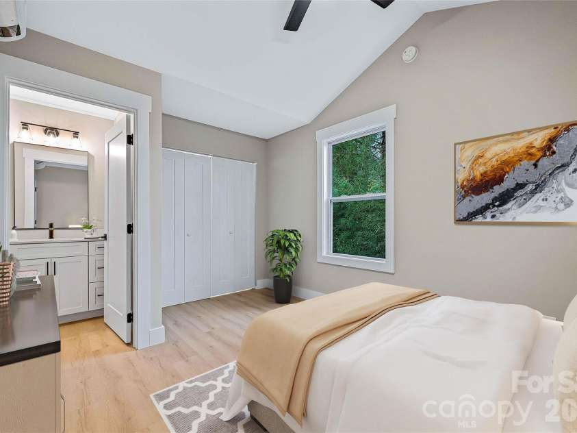 112 Baldwin Road, Arden, NC 28704.  MLS# CAR4333650, YatesRealty ID 10757. 
