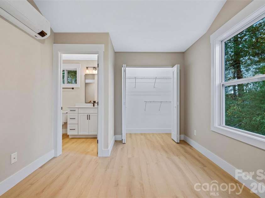112 Baldwin Road, Arden, NC 28704.  MLS# CAR4333650, YatesRealty ID 10757. 